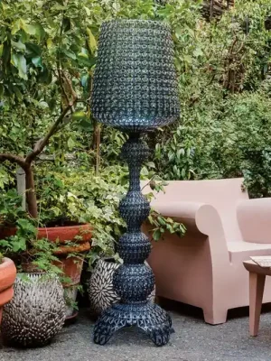 Sleva Kartell Kabuki – venkovní stojací lampa LED v černé barvě