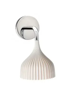 Kup Teď Kartell É - LED nástěnné světlo, bílá
