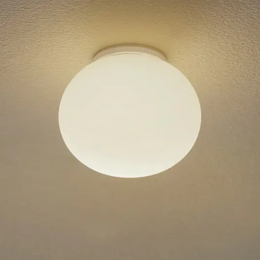 Zlevněný FLOS Mini Glo-Ball C/W - Designové stropní svítidlo