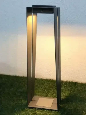 Víkendová Akce LED solární lucerna Skaal z hliníku, 70 cm, šedá