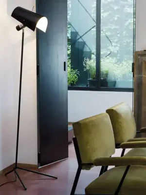 Značkový Designová stojací lampa Nemo Claritas, pohyblivá