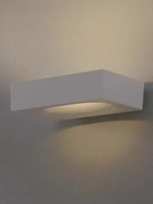 Nová Kolekce Artemide Melete - bílé LED nástěnné světlo 2.700 K