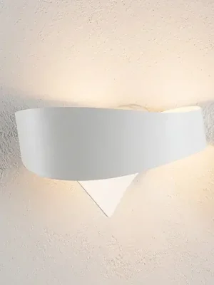 Bílé designové nástěnné svítidlo Scudo Koupit Online