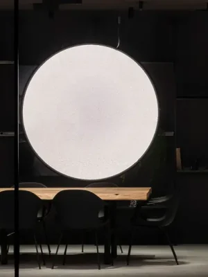 Artemide Discovery závěsný vertikální černý Ø 70 cm Značkový