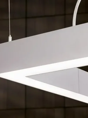 Akce LED svítidlo Sando se sadou závěsu, 30x30cm