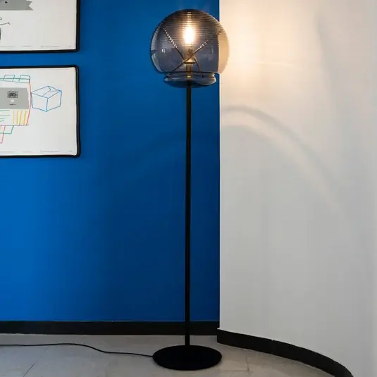 Výhodná Nabídka Artemide Vitruvio stojací lampa stmívatelná, černá