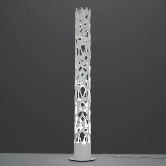 Ověřený Artemide New Nature stojací lampa, přes aplikaci