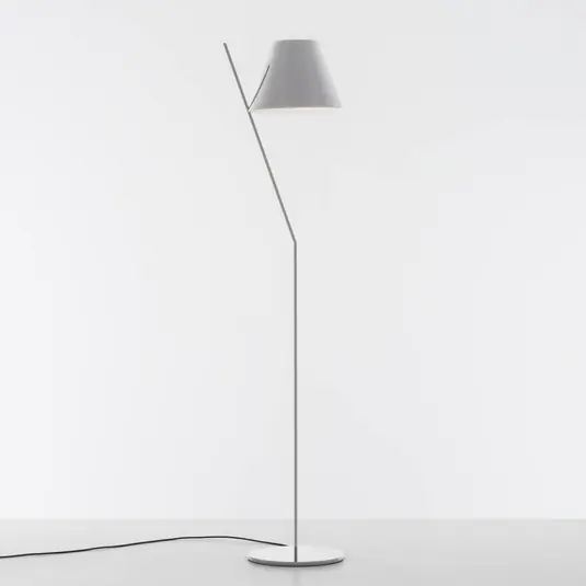 Horká Nabídka Artemide La Petite designová stojací lampa, bílá