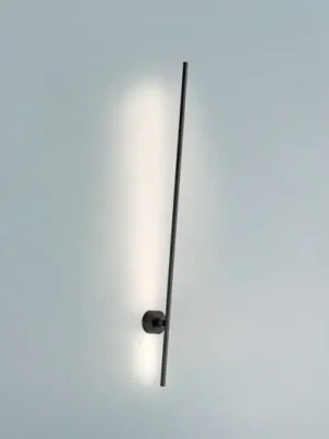 LED nástěnné světlo PURE Grafo, černé, výška 117 cm Horká Nabídka