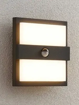 Venkovní nástěnné svítidlo Lucande LED Gylfi, 20 cm, černá, senzor Autentický