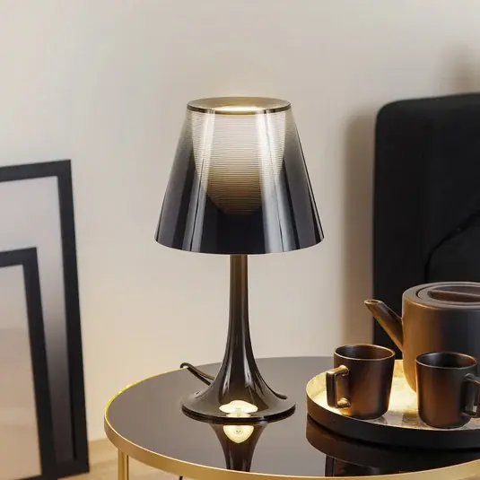 FLOS Miss K - Stolní lampa Philippe Starck černá Značkový