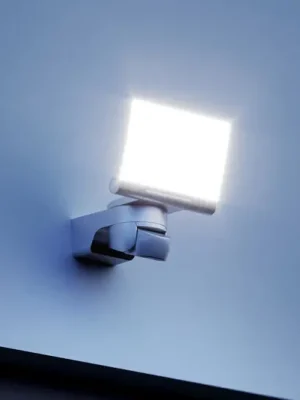 STEINEL XLED Home 2 S venkovní spot senzor stříbro Pouze Dnes