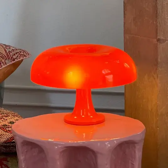 Přímo Od Výrobce Artemide Nessino – designová stolní lampa, oranžová