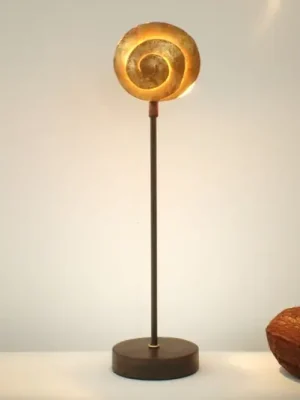 Stolní lampa Šnek zlatý ze železa Hit Sezóny