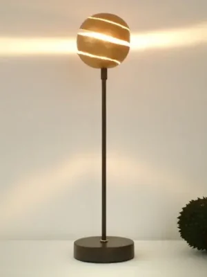 Bezpečná Platba Stolní lampa KULOVÝ BLESK ZLATO ze železa