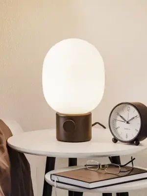 Ihned K Objednání Audo JWDA stolní lampa z černé ušlechtilé oceli