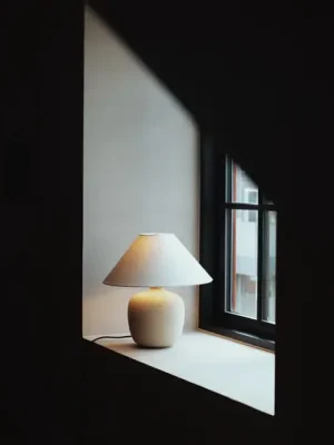 Audo Torso LED stolní lampa, bílá/bílá, 37 cm Nejlepší Cena