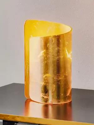 Stolní lampa Papiro, zlatá Must-Have