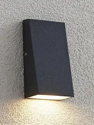 Finální Výprodej Lucande Adarey LED nástěnné světlo, IP54