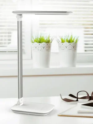 Cenový Hit LED stolní lampa MAULjazzy, bílá, výška 43 cm, stmívatelné USB