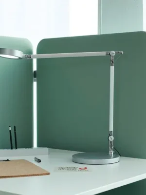 MAULgrace LED stolní lampa, stříbrná barva, 37 cm, stmívatelné, CCT Ověřený