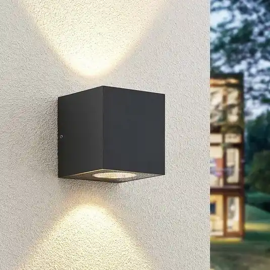 Arcchio LED venkovní nástěnné svítidlo Tassnim, 2křídlá, antracitová, IP65 Objednat Nyní