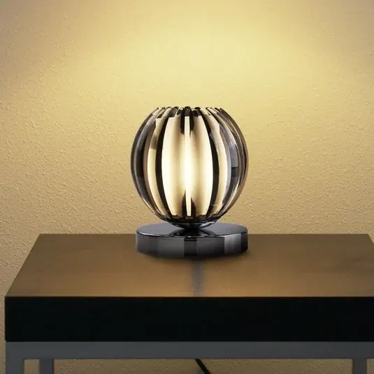 Stolní lampa Claw s dotykovou funkcí stínidlo kouř Objednat Nyní