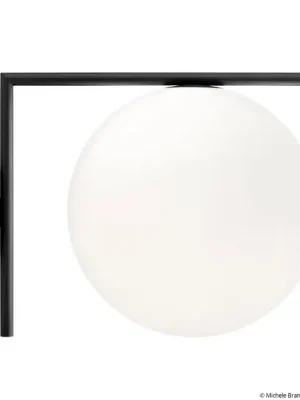 Nejprodávanější FLOS IC C/W2 nástěnné světlo, černé Ø 30 cm