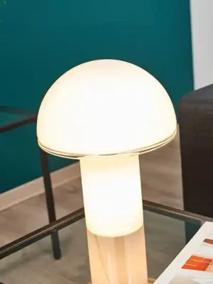 Jen Po Omezenou Doba Artemide Onfale medio stolní lampa ze skla
