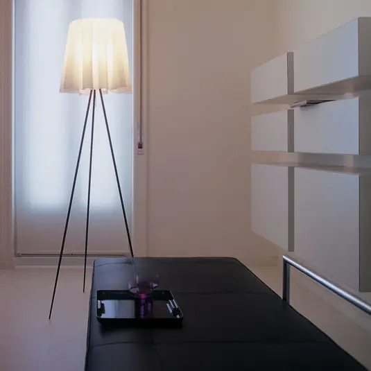 FLOS Rosy Angelis - Stojací lampa, stříbrný rám Autentický