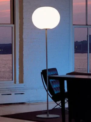 Sezónní Sleva FLOS Glo-Ball Floor 3 stojací lampa, matná stříbrná