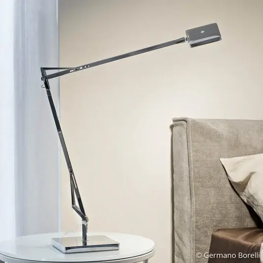 FLOS Kelvin Edge - LED stolní lampa antracitová Kup Teď