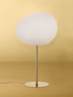 Foscarini Gregg grande alta stolní lampa, zlatá Značkový