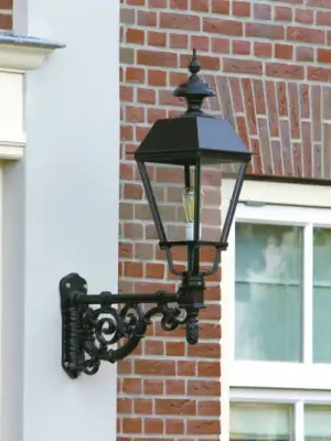 Vkusné venkovní nástěnné svítidlo M43, černé Oblíbený