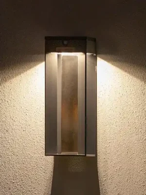 Oblíbený LED solární nástěnné svítidlo Blade se senzorem, šedé