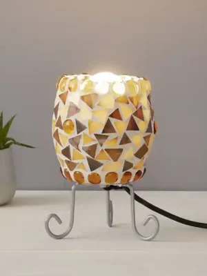 Objednat Nyní Stolní lampa Enya se skleněnou mozaikou, krémová