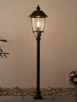 Vrácení Zdarma Venkovní svítidlo Mariella s nostalgickým půvabem