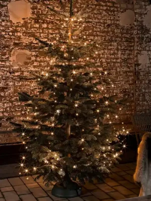 Aktuální LED světelný řetěz s 8 prameny