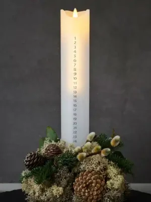 Svíčka LED Sara Calendar, bílá/stříbrná, výška 29 cm Zlevněný