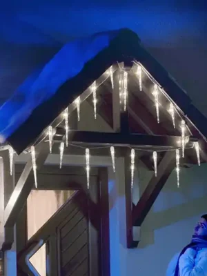 Expresní Doručení LED světelný závěs s 32 svíčkami 7,75m