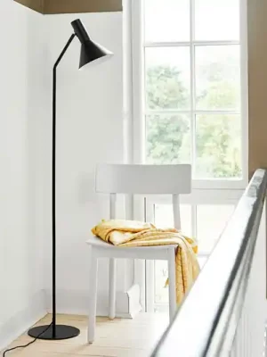 Must-Have FRANDSEN Stojací lampa Lyss, černá, kov, výška 150 cm, E27