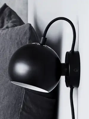 Nástěnné svítidlo FRANDSEN Ball Magnet, matná černá Bezpečná Platba