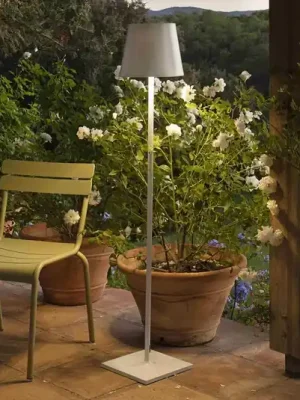 Sezónní Sleva LED terasové světlo Toc, mobilní