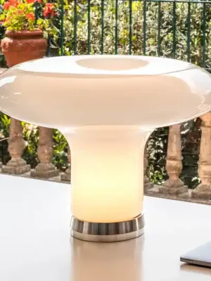Bezpečná Platba Artemide Lesbo stolní lampa ze skla Murano