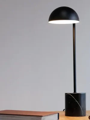 Koupit Online Dyberg Larsen Marble stolní lampa