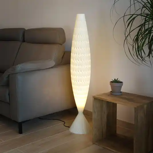 Stojací lampa Fraktal z biomateriálu, silk, 115 cm Cenově Výhodný