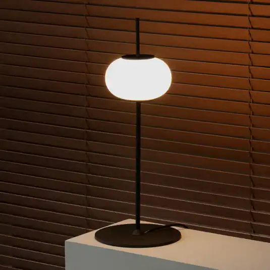 Milan Astros stolní lampa s opálovým stínidlem Nejlepší Cena