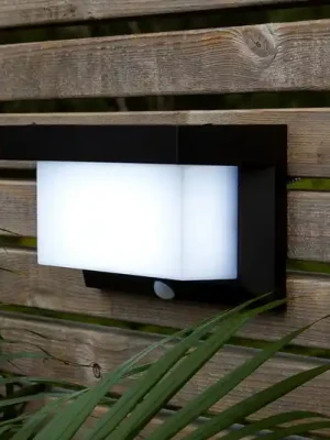 Nejlepší Volba LED solární nástěnné svítidlo Valla s pohybovým senzorem