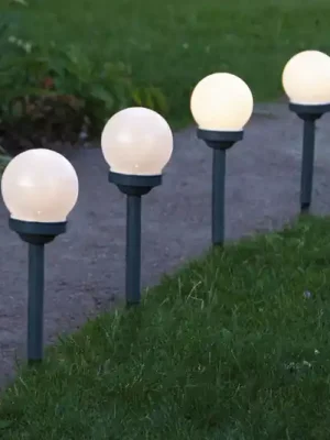 LED solární soklové světlo Globus v sadě 4 ks Cenová Bomba