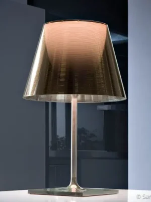 FLOS KTribe T2 stolní lampa, bronzová Hit Sezóny